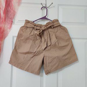 Uniqlo khaki shorts